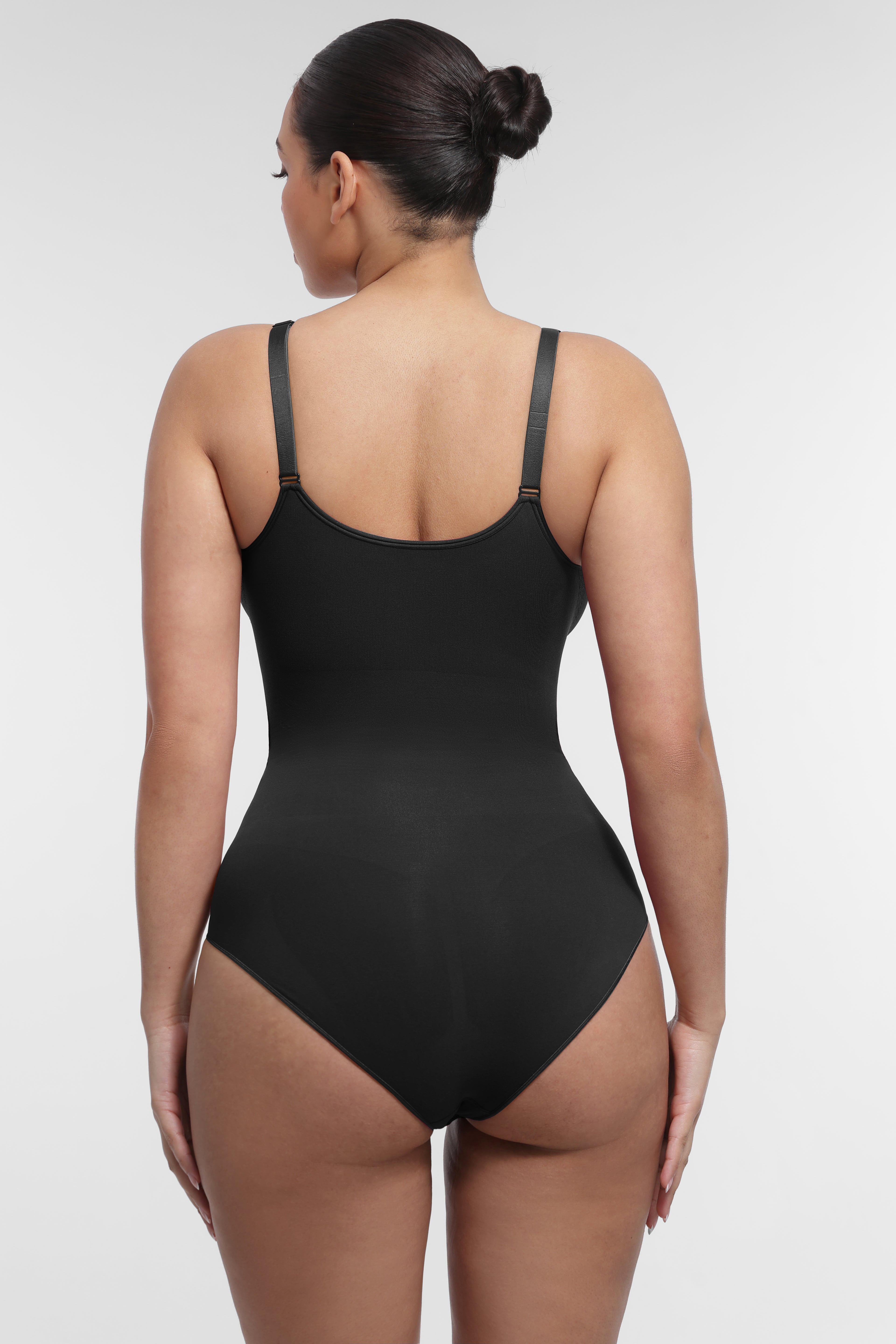 Blesby Sculpting Bodysuit – Elegant Shaping Comfort